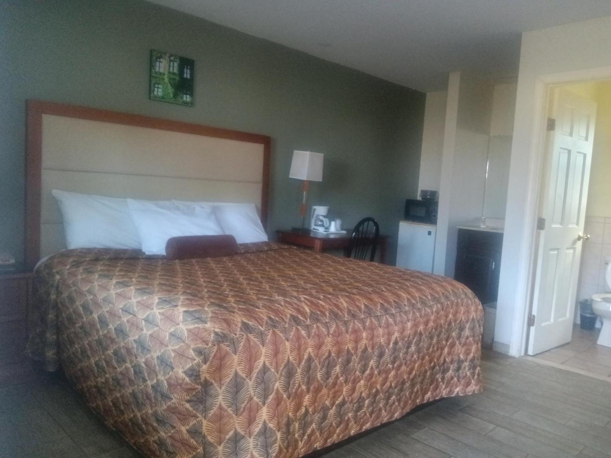 Maple Leaf Motel New Milford ภายนอก รูปภาพ