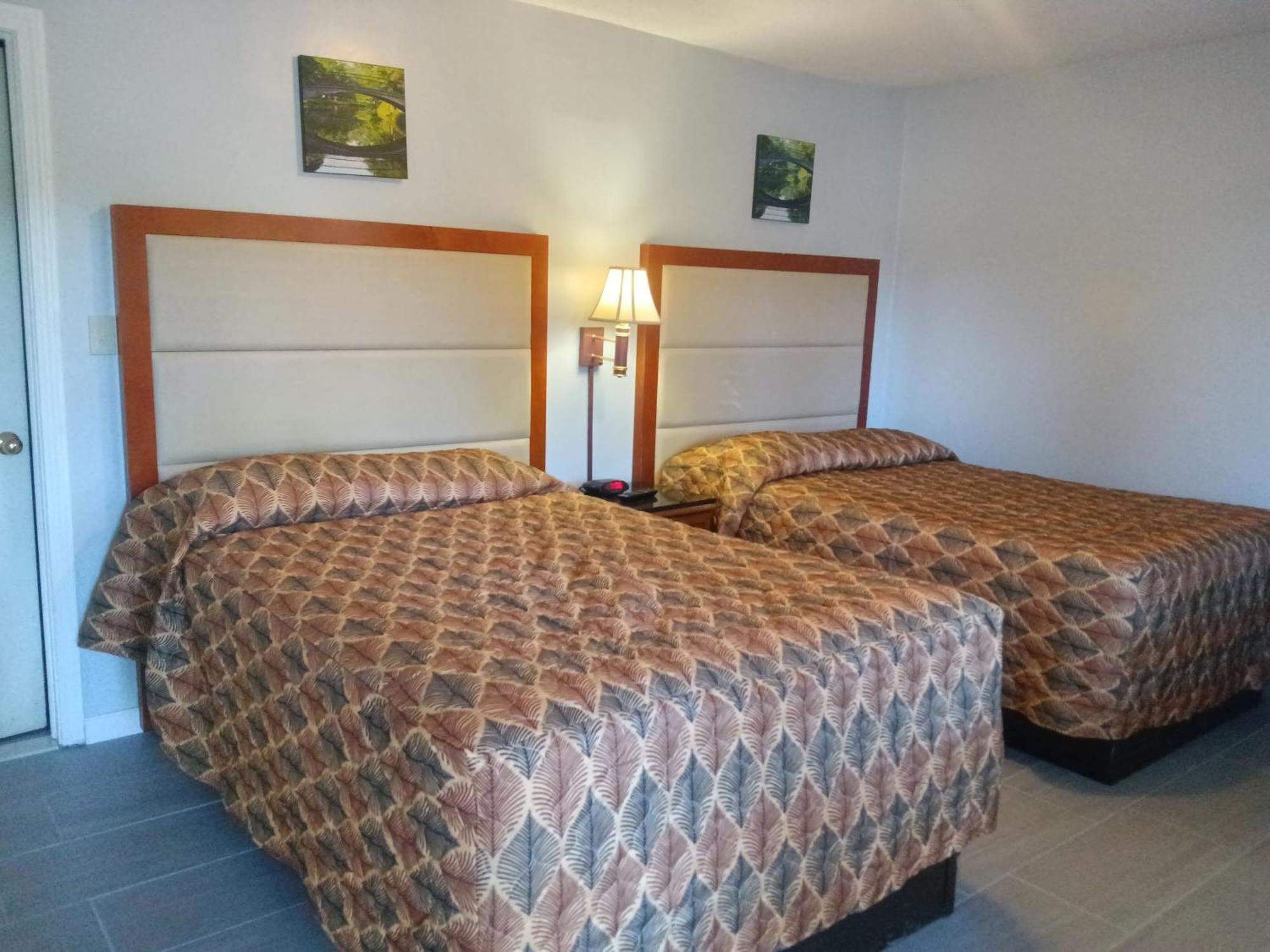 Maple Leaf Motel New Milford ภายนอก รูปภาพ