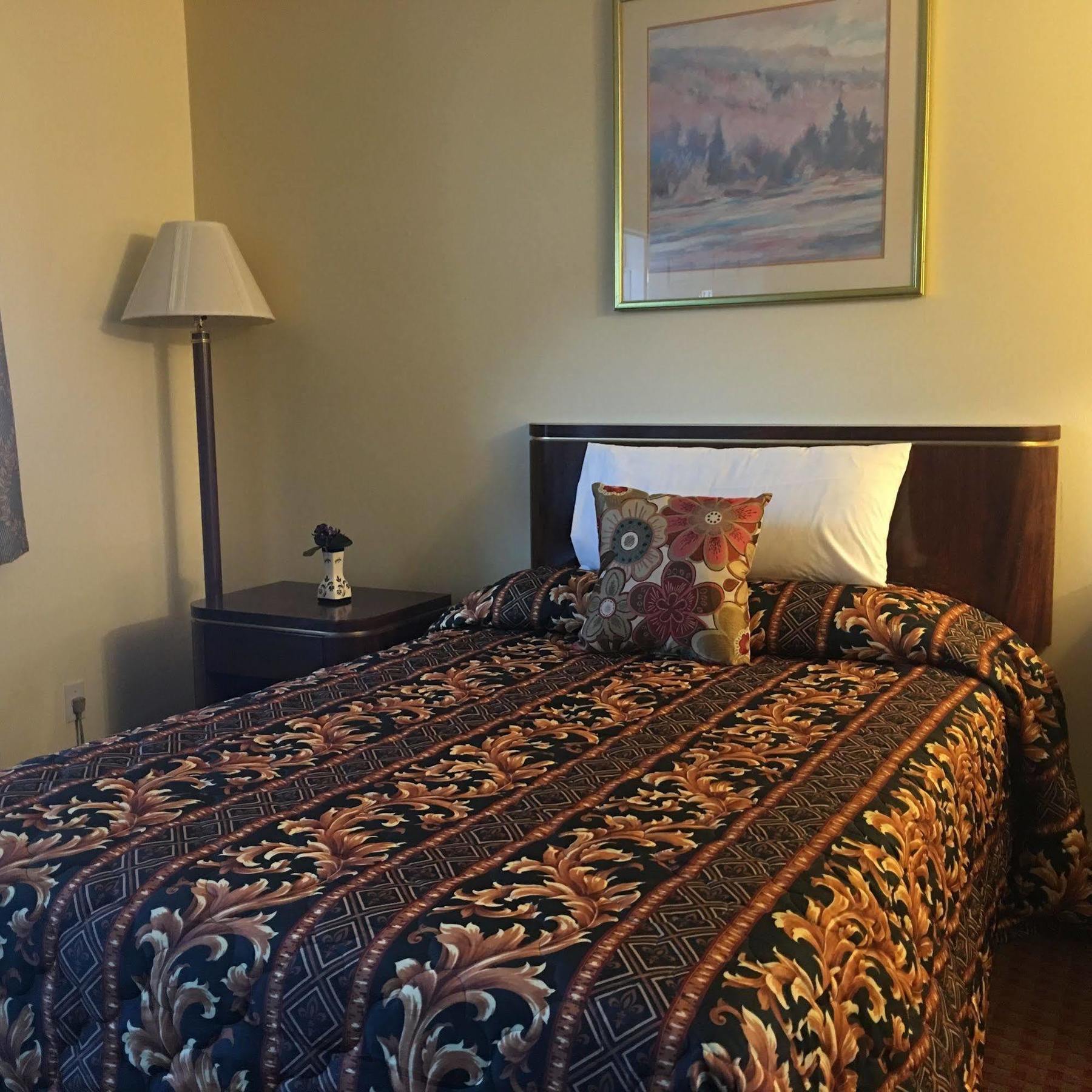 Maple Leaf Motel New Milford ภายนอก รูปภาพ